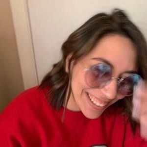 Meet your Posher, Clara